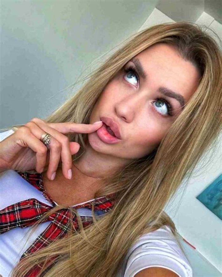 Chantelle Paige Height, Weight, Net Worth, Age, Birthday, Wikipedia, Who, Nationality, Biography