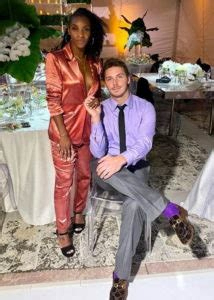 Crystal Alyssia Dunn Age, Wiki, Biography, Body Measurement, Parents, Family, Salary, Net worth