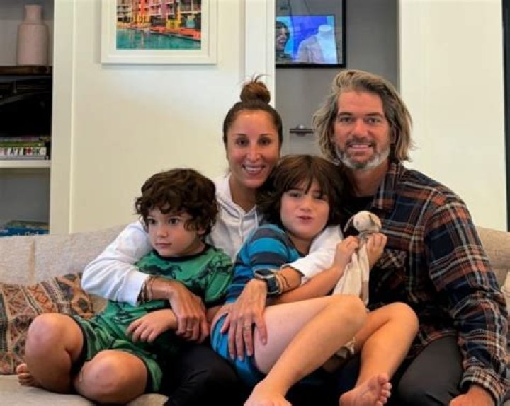 Diane Mizota Bio, Wiki, Age, Height, Husband, Family, Net worth, Twin, G4 and Net Worth