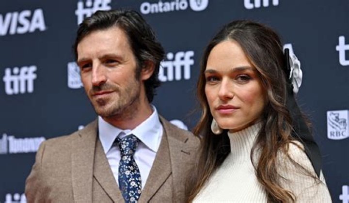 Eoin Macken, Actor, Filmmaker, Girlfriend & Net Worth