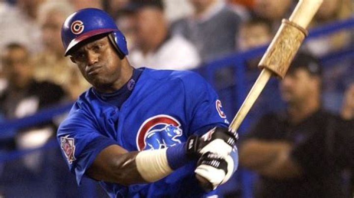 Is Edmundo Sosa Related To Sammy Sosa? Everything On His Parents And Nationality