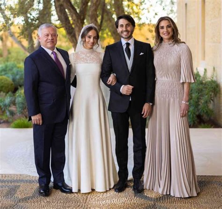 Is Pokimane French And Is His Religion Muslim? Imane Anys Background Explored