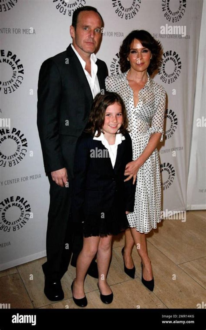 Jennifer Grey: Husband, net worth, tattoos, smoking & body measurements