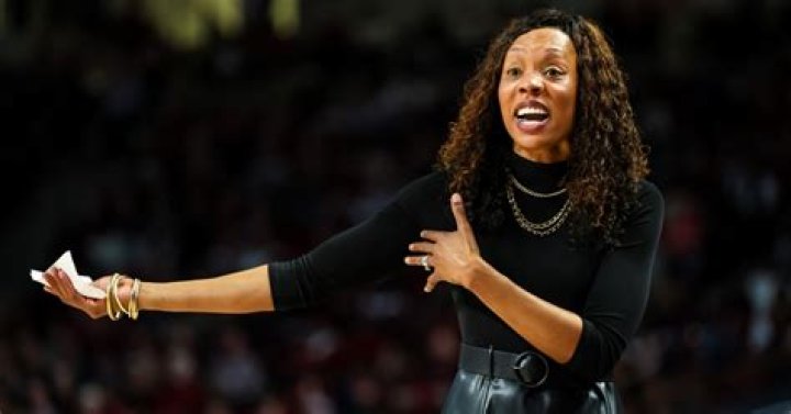 Kyra Elzy Is Earning 7 Digits Salary As Head Coach From Kentucky Wildcats