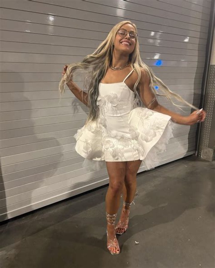 Liz E. Morgan Age, Wiki, biography, Height, Boyfriend, Instagram