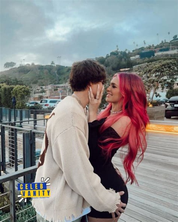 Madi Monroe (TikTok Star) Height, Wiki, Biography, Age, Boyfriend, Net Worth