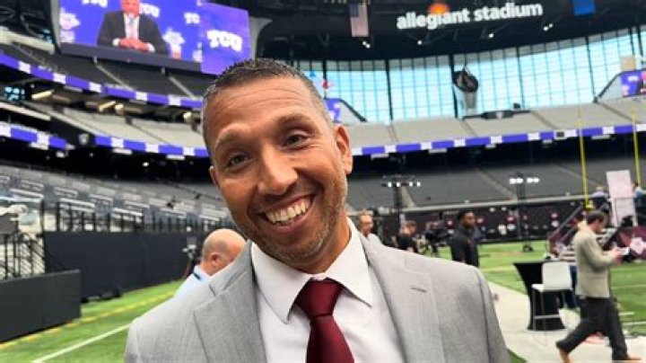 Matt Campbell Bio, Age, Wife, Family, Parents, Salary, Contract, Net Worth