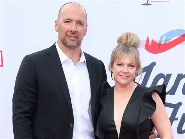 Melissa Joan Hart Spouse: Who Is Melissa Joan Hart Husband?
