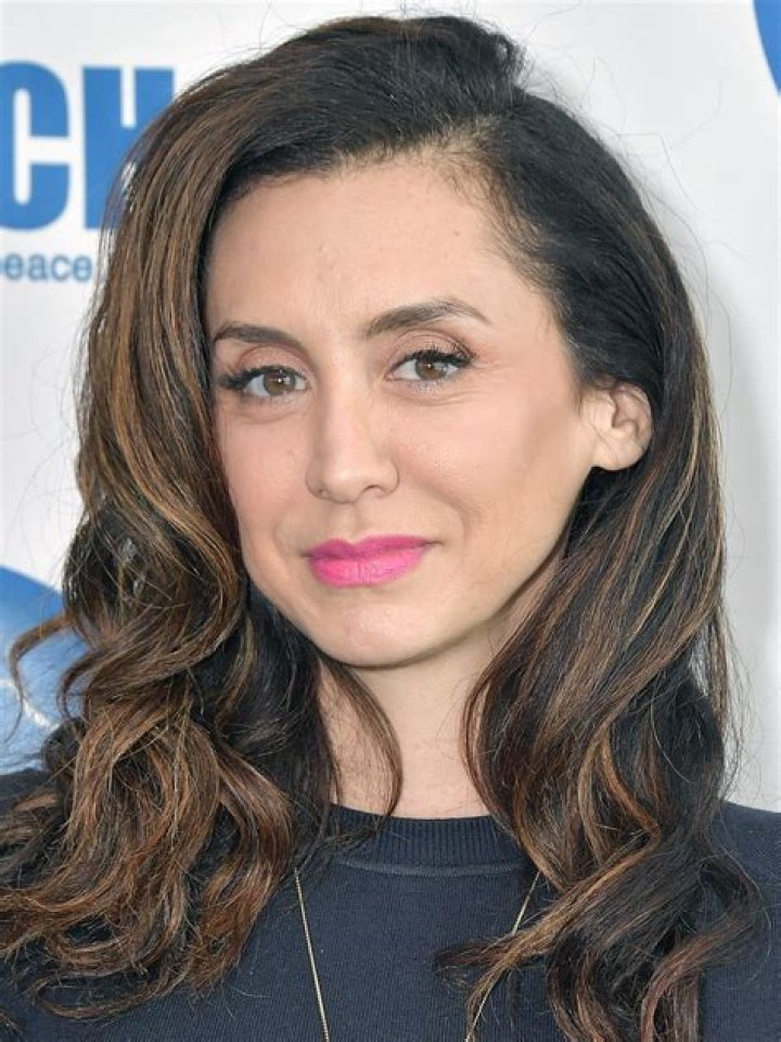 Mozhan Marnò