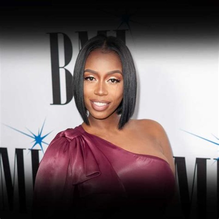 Swaggy Sie Wikipedia, Biography , Age, Height, Twitter, Partner, Family, Net Worth