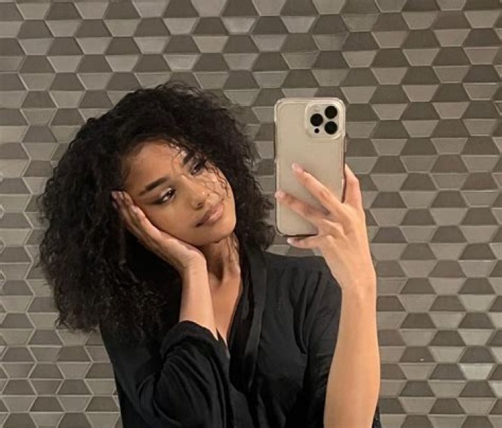 Tyla Yaweh Net Worth 2021: Height, Age, Wiki, Bio, Career & More