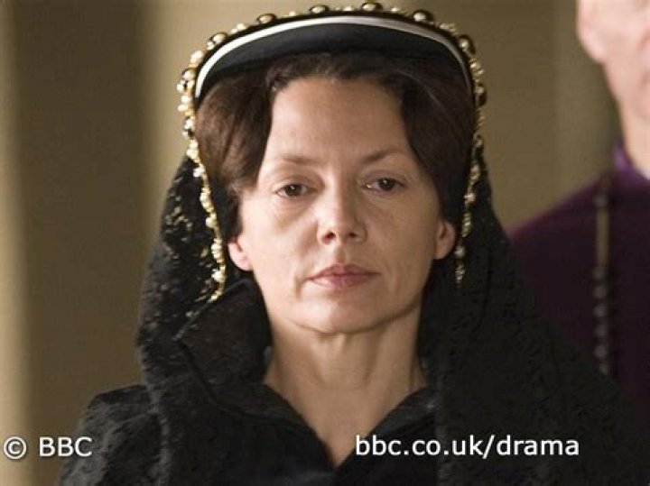 What Is Joanne Whalley Doing Now? Where Does Joanne Whalley Live?