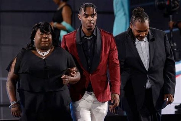 Who Are Davion Mitchell Parents? Earl Legette And Lakisha Mitchell