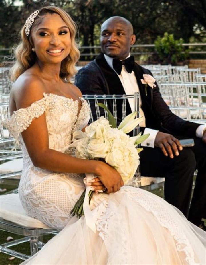 Who Is Eleslie Dietzsch? Kamaru Usman Wife Wikipedia And Age