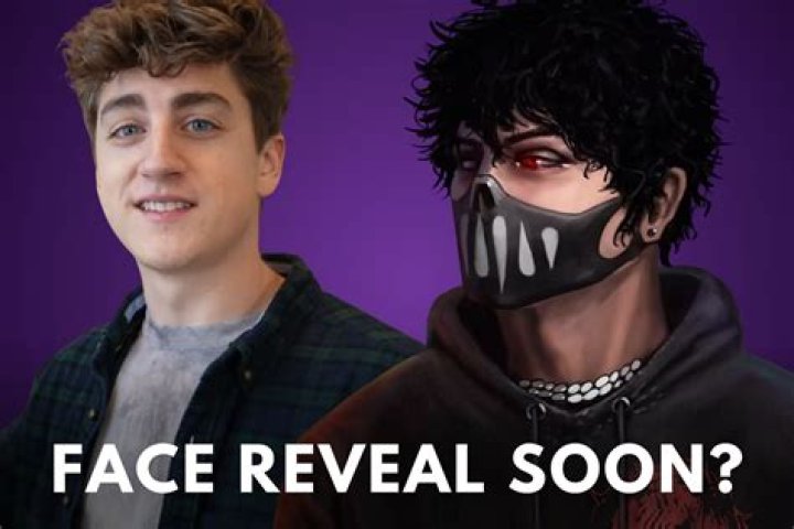 Who is LunaOni on Twitch? Everything on Her Age And Face Reveal