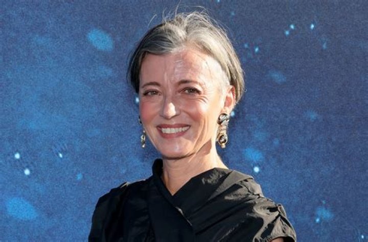 Who is Mia Sara? See Net-worth, Quote, Awards, Fact, Wiki