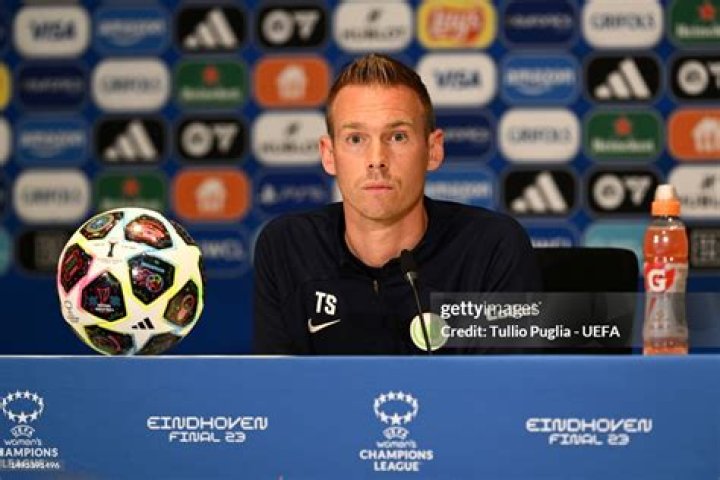 Who Is Tommy Stroot? What To Know About The VfL Wolfsburg Women’s Head Coach